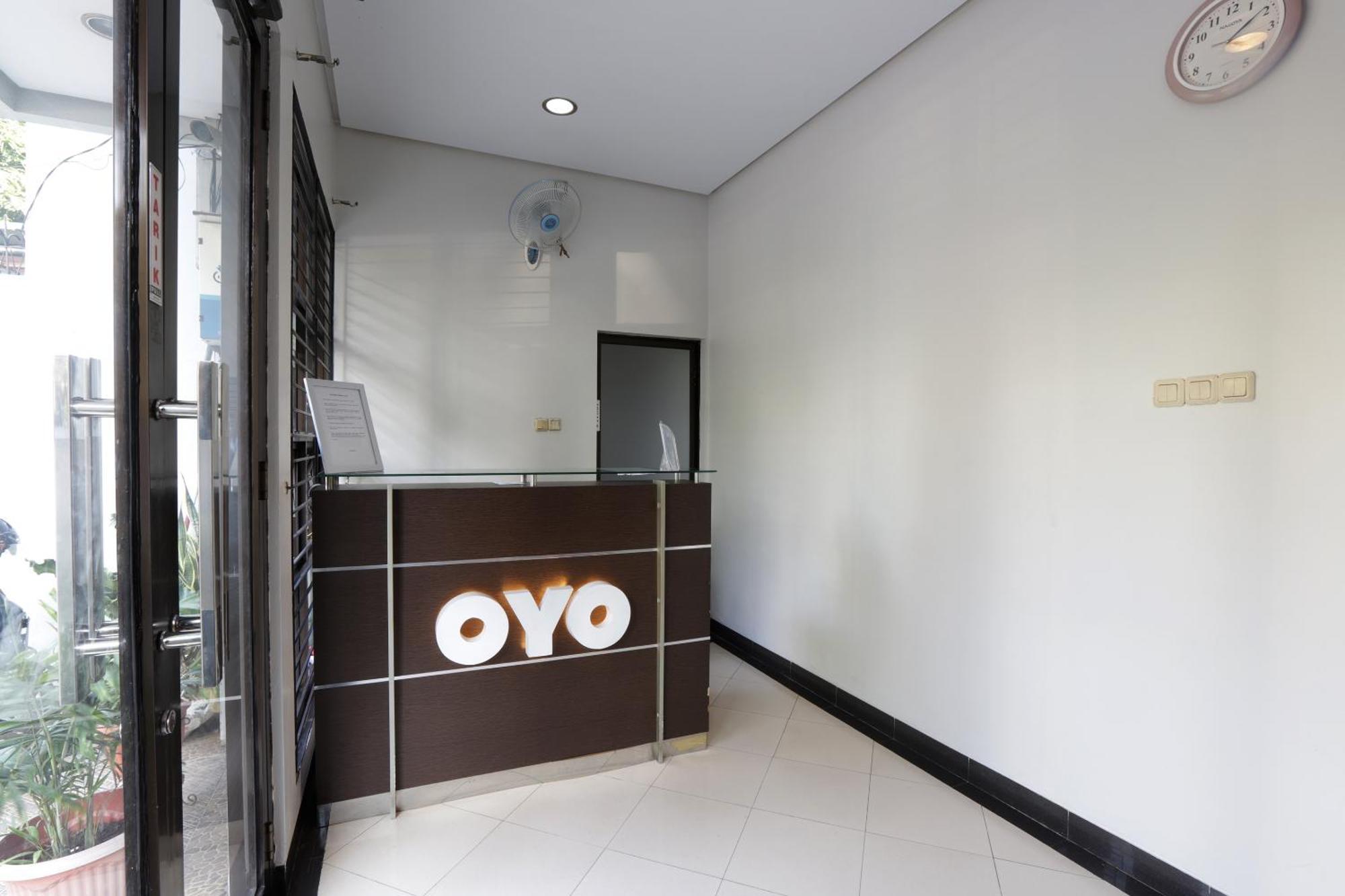 Oyo 148塞姆帕卡广场家庭旅馆-近雅加达伊斯兰医院 外观 照片